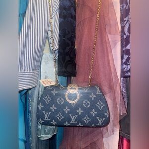 Luxury Style Denim Shoulder Bag with Gold Chain